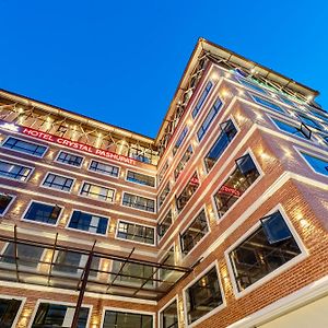 Hotel Crystal Pashupati